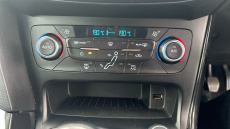 Ford Focus 1.0 EcoBoost 125 Titanium 5dr Petrol Hatchback